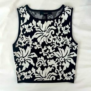 ❣️ FOREVER 21 CROPPED SHIRT ❣️